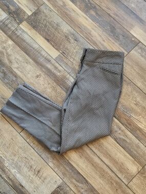 The Limited Textured Polka Dot Ankle Pants Size 2